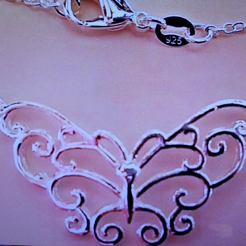 NEW Silver Butterfly Necklace 18"